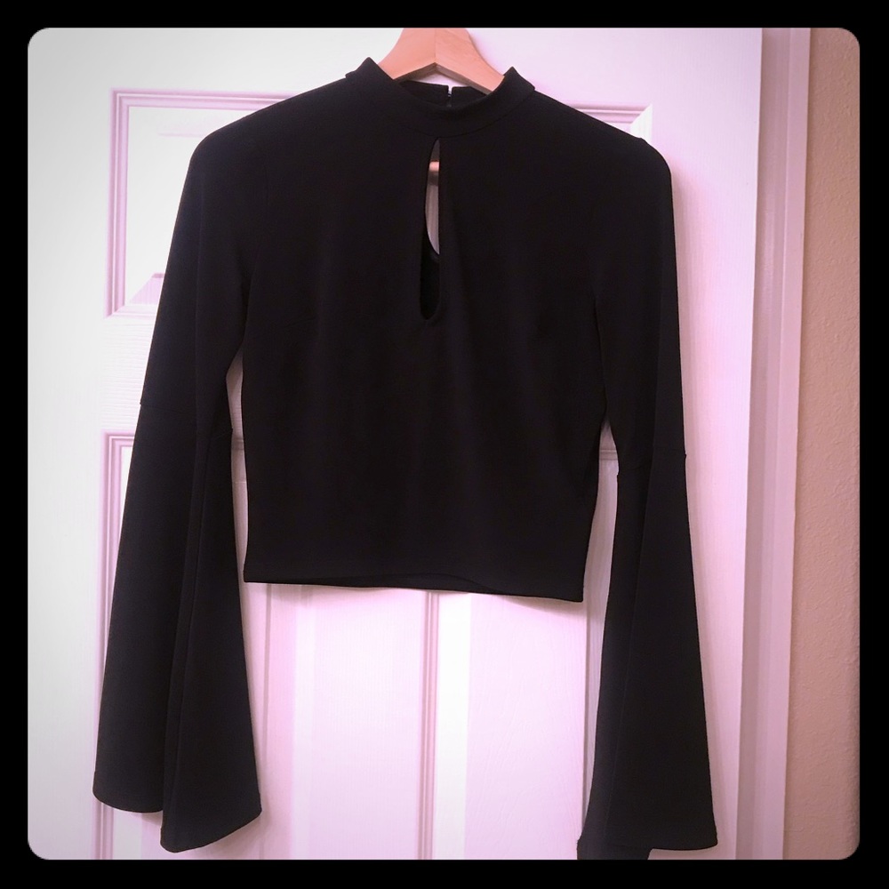 Bell sleeve black top